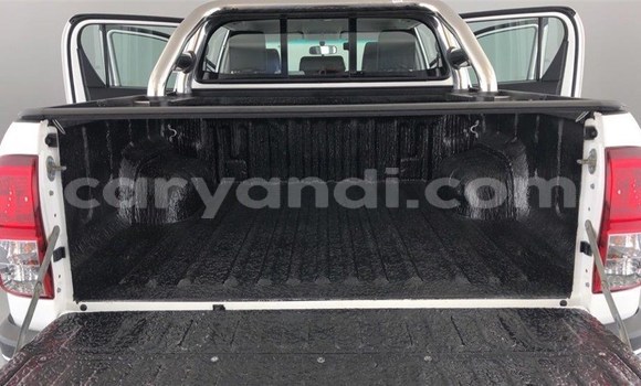 Tenga Tsaru Toyota Hilux Chena Mota in Lusaka in Zambia Tenga Tsaru Toyota Hilux Chena Mota in Lusaka in Zambia