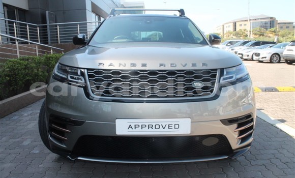 Nunua Ilio tumika Land Rover Range Rover Velar Fedha Gari ndani ya Chingola nchini Zambia Nunua Ilio tumika Land Rover Range Rover Velar Fedha Gari ndani ya Chingola nchini Zambia