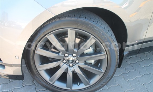 Nunua Ilio tumika Land Rover Range Rover Velar Fedha Gari ndani ya Chingola nchini Zambia Nunua Ilio tumika Land Rover Range Rover Velar Fedha Gari ndani ya Chingola nchini Zambia