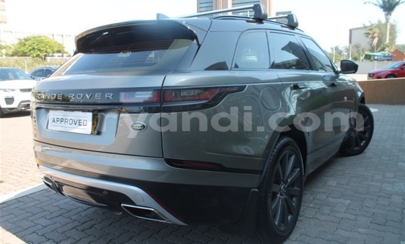 Nunua Ilio tumika Land Rover Range Rover Velar Fedha Gari ndani ya Chingola nchini Zambia Nunua Ilio tumika Land Rover Range Rover Velar Fedha Gari ndani ya Chingola nchini Zambia