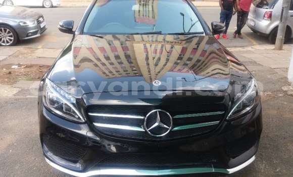 Acheter Occasion Voiture Mercedes‒Benz 200 Autre à Chingola, Zambie Acheter Occasion Voiture Mercedes‒Benz 200 Autre à Chingola, Zambie