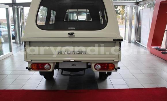 Acheter Occasion Voiture Hyundai H1 Blanc à Lusaka, Zambie Acheter Occasion Voiture Hyundai H1 Blanc à Lusaka, Zambie