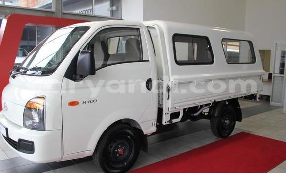 Acheter Occasion Voiture Hyundai H1 Blanc à Lusaka, Zambie Acheter Occasion Voiture Hyundai H1 Blanc à Lusaka, Zambie
