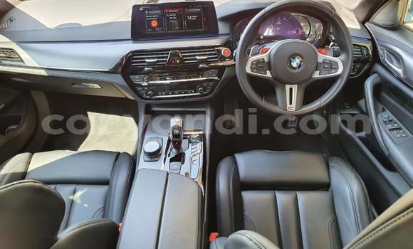 Nunua Ilio tumika BMW M5 Bluu Gari ndani ya Chingola nchini Zambia Nunua Ilio tumika BMW M5 Bluu Gari ndani ya Chingola nchini Zambia