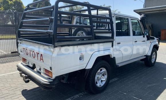 Nunua Ilio tumika Toyota Land Cruiser Nyingine Gari ndani ya Lusaka nchini Zambia Nunua Ilio tumika Toyota Land Cruiser Nyingine Gari ndani ya Lusaka nchini Zambia