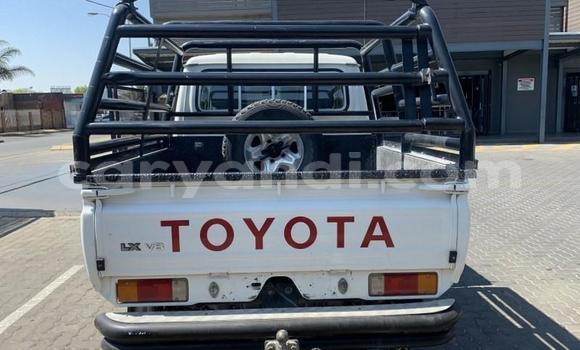 Nunua Ilio tumika Toyota Land Cruiser Nyingine Gari ndani ya Lusaka nchini Zambia Nunua Ilio tumika Toyota Land Cruiser Nyingine Gari ndani ya Lusaka nchini Zambia