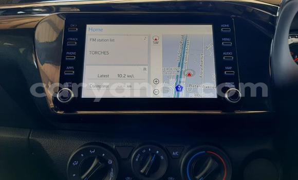 Nunua Ilio tumika Toyota Hilux Beige Gari ndani ya Chililabombwe nchini Copperbelt Nunua Ilio tumika Toyota Hilux Beige Gari ndani ya Chililabombwe nchini Copperbelt