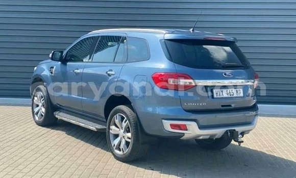 Acheter Occasion Voiture Ford Everest Bleu à Lusaka, Zambie Acheter Occasion Voiture Ford Everest Bleu à Lusaka, Zambie