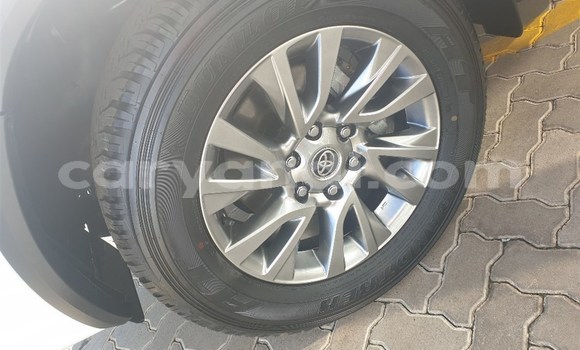 Acheter Occasion Voiture Toyota Fortuner Blanc à Chingola, Zambie Acheter Occasion Voiture Toyota Fortuner Blanc à Chingola, Zambie