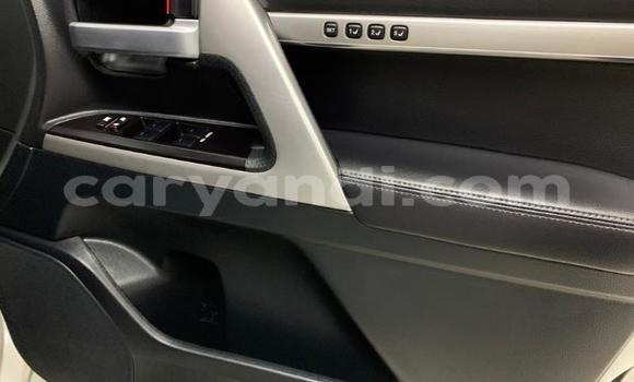 Acheter Occasion Voiture Toyota Land Cruiser Blanc à Kitwe, Zambie Acheter Occasion Voiture Toyota Land Cruiser Blanc à Kitwe, Zambie