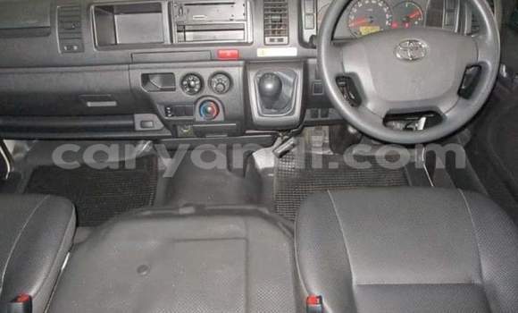 Tenga Tsaru Toyota Hiace Chena Mota in Lusaka in Zambia Tenga Tsaru Toyota Hiace Chena Mota in Lusaka in Zambia