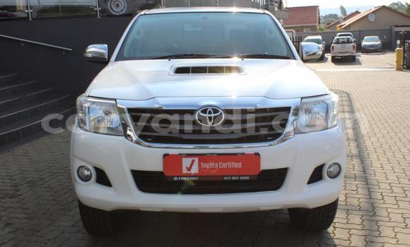 Buy Used Toyota Hilux White Car in Lusaka in Zambia Buy Used Toyota Hilux White Car in Lusaka in Zambia