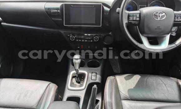 Buy Used Toyota Hilux White Car in Lusaka in Zambia Buy Used Toyota Hilux White Car in Lusaka in Zambia