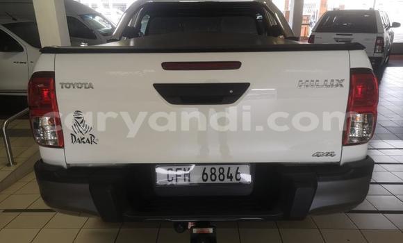 Buy Used Toyota Hilux Silver Car in Lusaka in Zambia Buy Used Toyota Hilux Silver Car in Lusaka in Zambia