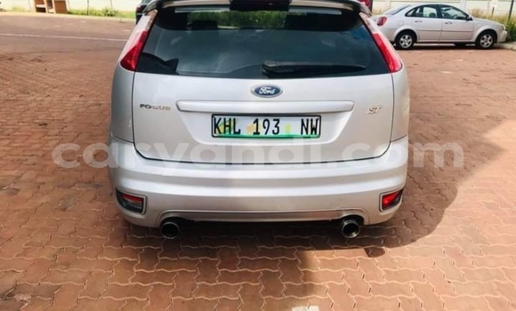 Acheter Occasion Voiture Ford Focus Gris à Chipata, Zambie