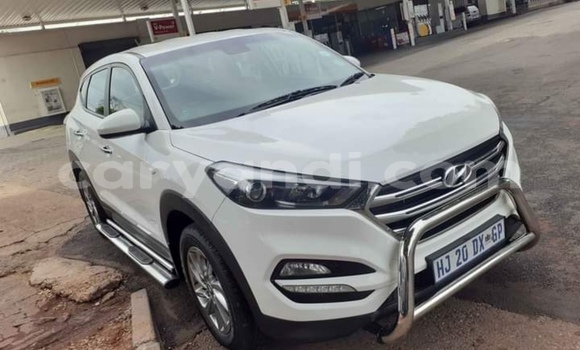 Acheter Occasion Voiture Hyundai Tucson Blanc à Chipata, Zambie Acheter Occasion Voiture Hyundai Tucson Blanc à Chipata, Zambie