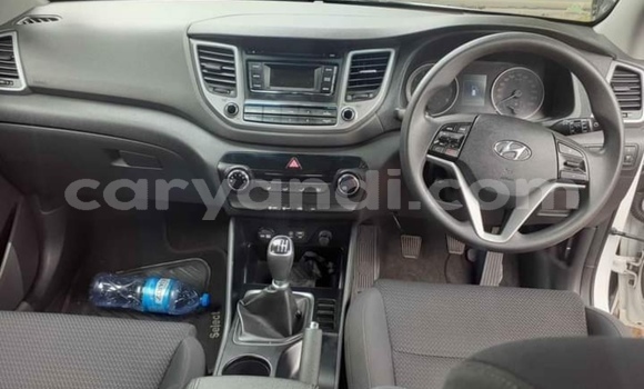 Acheter Occasion Voiture Hyundai Tucson Blanc à Chipata, Zambie Acheter Occasion Voiture Hyundai Tucson Blanc à Chipata, Zambie