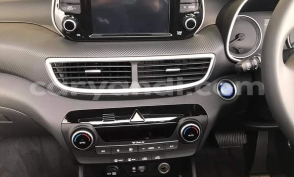 Acheter Occasion Voiture Hyundai Tucson Bleu à Chipata, Zambie Acheter Occasion Voiture Hyundai Tucson Bleu à Chipata, Zambie