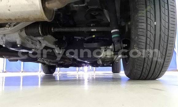 Acheter Import Voiture Toyota Vitz Blanc à Lusaka, Zambie Acheter Import Voiture Toyota Vitz Blanc à Lusaka, Zambie