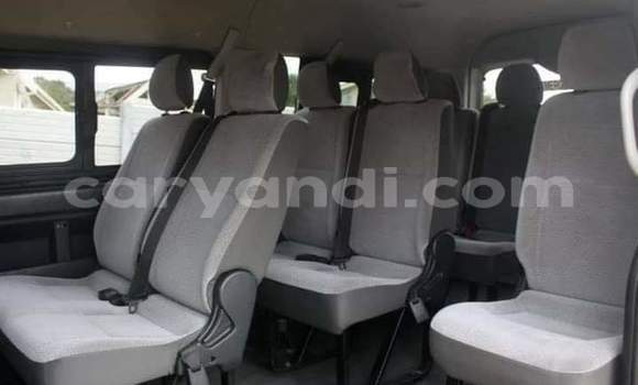 Buy Used Toyota Hiace White Car in Livingstone in Zambia Buy Used Toyota Hiace White Car in Livingstone in Zambia