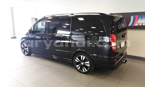 Nunua Ilio tumika Mercedes‒Benz Viano Nyeusi Gari ndani ya Lusaka nchini Zambia Nunua Ilio tumika Mercedes‒Benz Viano Nyeusi Gari ndani ya Lusaka nchini Zambia