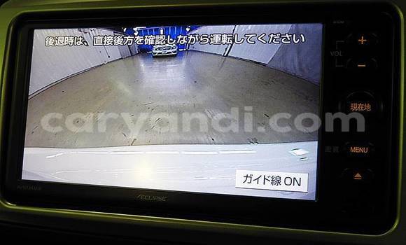 Acheter Import Voiture Toyota Vitz Blanc à Lusaka, Zambie Acheter Import Voiture Toyota Vitz Blanc à Lusaka, Zambie