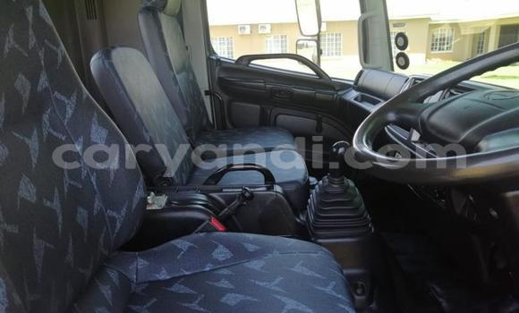 Acheter Occasion Utilitaire Hino 300 Series Blanc à Lusaka, Zambie Acheter Occasion Utilitaire Hino 300 Series Blanc à Lusaka, Zambie