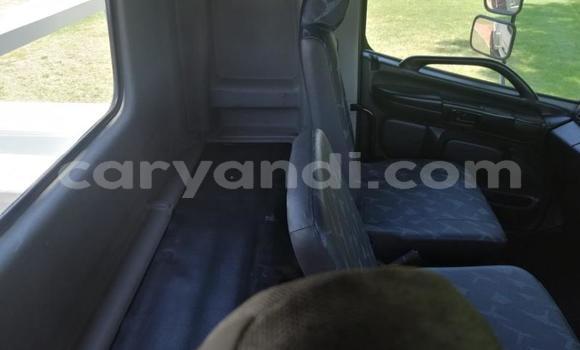 Acheter Occasion Utilitaire Hino 300 Series Blanc à Lusaka, Zambie Acheter Occasion Utilitaire Hino 300 Series Blanc à Lusaka, Zambie