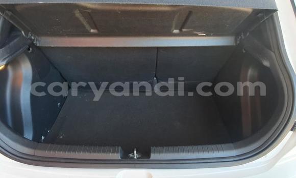 Acheter Occasion Voiture Hyundai i20 Blanc à Lusaka, Zambie Acheter Occasion Voiture Hyundai i20 Blanc à Lusaka, Zambie