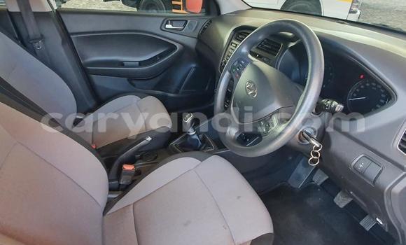 Acheter Occasion Voiture Hyundai i20 Blanc à Lusaka, Zambie Acheter Occasion Voiture Hyundai i20 Blanc à Lusaka, Zambie