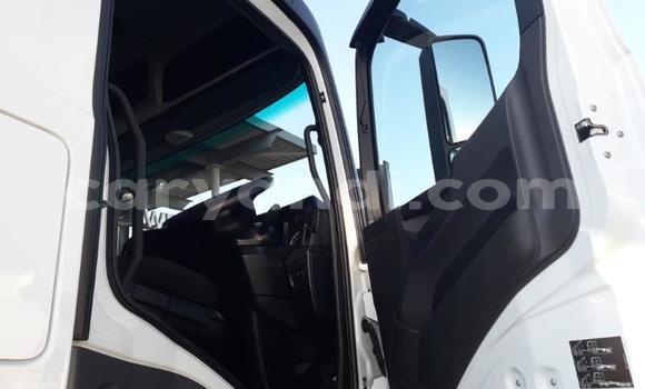 Acheter Occasion Voiture Mercedes‒Benz 300–Series Blanc à Kalengwa, Nord-Ouest Acheter Occasion Voiture Mercedes‒Benz 300–Series Blanc à Kalengwa, Nord-Ouest