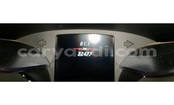 Nunua Ilio tumika Mercedes‒Benz X-klasse Concept Nyeupe Gari ndani ya Livingstone nchini Zambia Nunua Ilio tumika Mercedes‒Benz X-klasse Concept Nyeupe Gari ndani ya Livingstone nchini Zambia