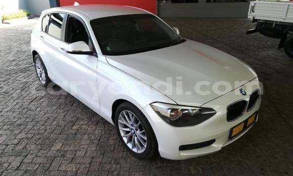 Acheter Occasion Voiture BMW 1–Series Blanc à Lusaka, Zambie Acheter Occasion Voiture BMW 1–Series Blanc à Lusaka, Zambie