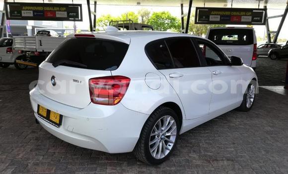 Acheter Occasion Voiture BMW 1–Series Blanc à Lusaka, Zambie Acheter Occasion Voiture BMW 1–Series Blanc à Lusaka, Zambie
