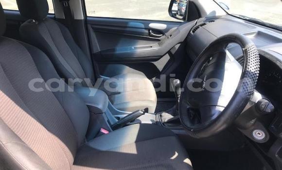 Acheter Occasion Voiture Isuzu KB Noir à Ndola, Zambie Acheter Occasion Voiture Isuzu KB Noir à Ndola, Zambie