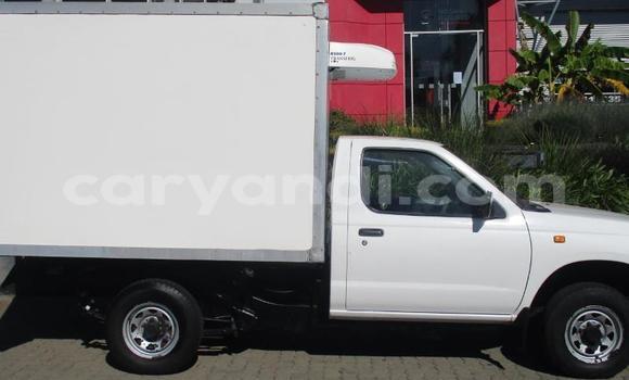 Acheter Occasion Voiture Nissan Hardbody Blanc à Siavonga, Du sud Acheter Occasion Voiture Nissan Hardbody Blanc à Siavonga, Du sud