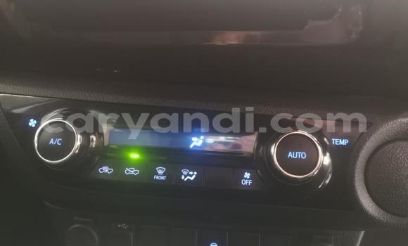 Acheter Occasion Voiture Toyota Hilux Gris à Lusaka, Zambie Acheter Occasion Voiture Toyota Hilux Gris à Lusaka, Zambie