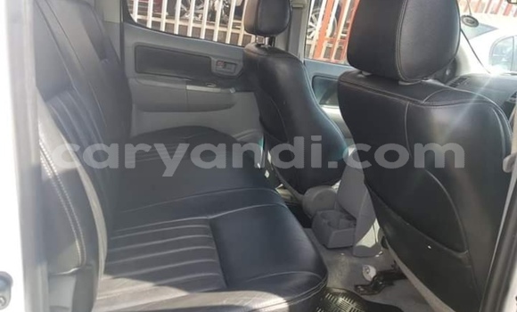 Acheter Occasion Voiture Toyota Hilux Blanc à Chipata, Zambie Acheter Occasion Voiture Toyota Hilux Blanc à Chipata, Zambie