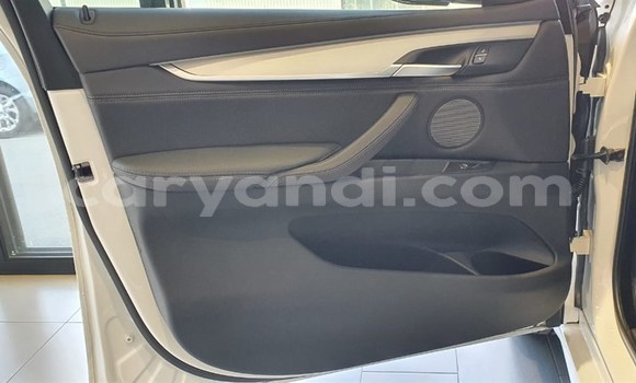 Acheter Occasion Voiture BMW X6 Blanc à Lusaka, Zambie Acheter Occasion Voiture BMW X6 Blanc à Lusaka, Zambie