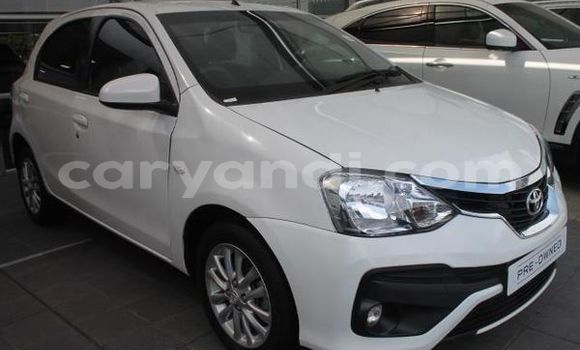 Acheter Occasion Voiture Toyota Etios Blanc à Kabwe, Zambie Acheter Occasion Voiture Toyota Etios Blanc à Kabwe, Zambie