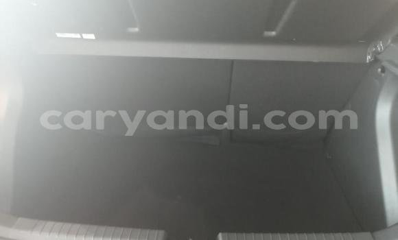 Acheter Occasion Voiture Hyundai i20 Rouge à Kabwe, Zambie Acheter Occasion Voiture Hyundai i20 Rouge à Kabwe, Zambie