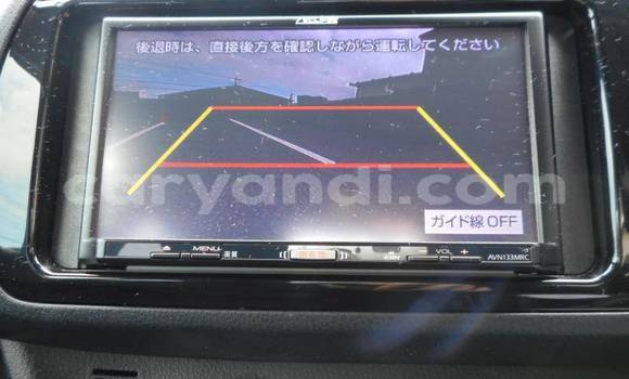 Acheter Import Voiture Toyota Vitz Marron à Lusaka, Zambie Acheter Import Voiture Toyota Vitz Marron à Lusaka, Zambie