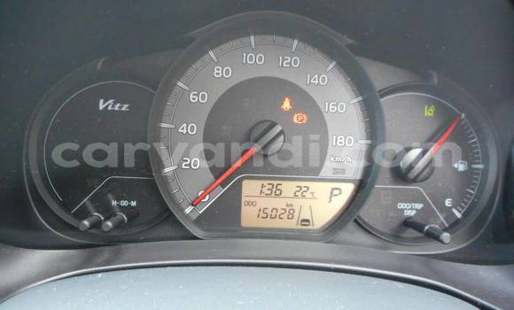 Acheter Import Voiture Toyota Vitz Marron à Lusaka, Zambie Acheter Import Voiture Toyota Vitz Marron à Lusaka, Zambie