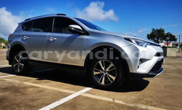 Acheter Occasion Voiture Toyota RAV4 Gris à Mpika, Nord Acheter Occasion Voiture Toyota RAV4 Gris à Mpika, Nord