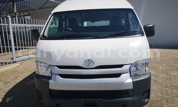 Nunua Ilio tumika Toyota HiAce Nyingine Lori ndani ya Chipata nchini Zambia Nunua Ilio tumika Toyota HiAce Nyingine Lori ndani ya Chipata nchini Zambia