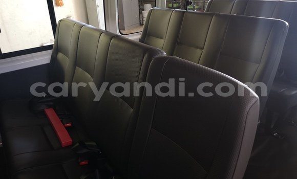 Nunua Ilio tumika Toyota HiAce Nyingine Lori ndani ya Chipata nchini Zambia Nunua Ilio tumika Toyota HiAce Nyingine Lori ndani ya Chipata nchini Zambia