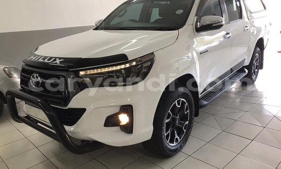 Nunua Ilio tumika Toyota Hilux Nyeupe Gari ndani ya Lusaka nchini Zambia Nunua Ilio tumika Toyota Hilux Nyeupe Gari ndani ya Lusaka nchini Zambia