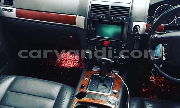 Buy Used Volkswagen Touareg Blue Car in Lusaka in Zambia