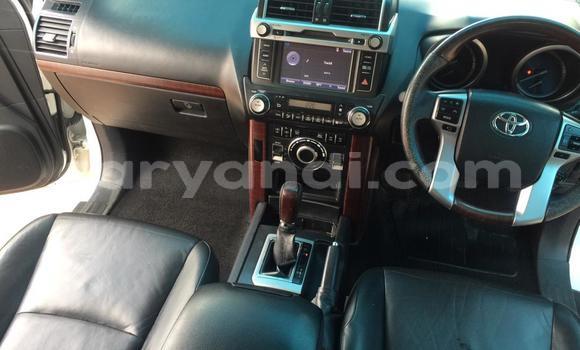 Acheter Occasion Voiture Toyota Prado Blanc à Lusaka, Zambie Acheter Occasion Voiture Toyota Prado Blanc à Lusaka, Zambie