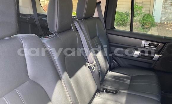 Buy Used Land Rover Discovery Sport White Car in Chingola in Zambia Buy Used Land Rover Discovery Sport White Car in Chingola in Zambia